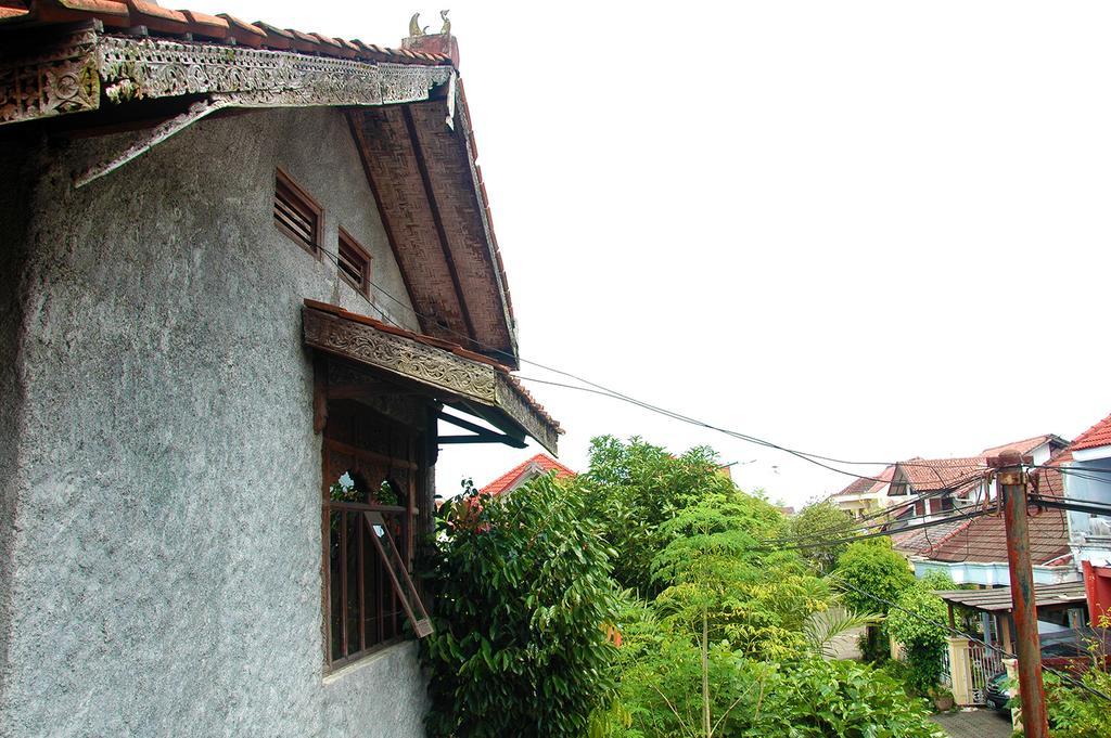 Posnya Seni Godod Art Gallery & Homestay Yogyakarta Exteriör bild